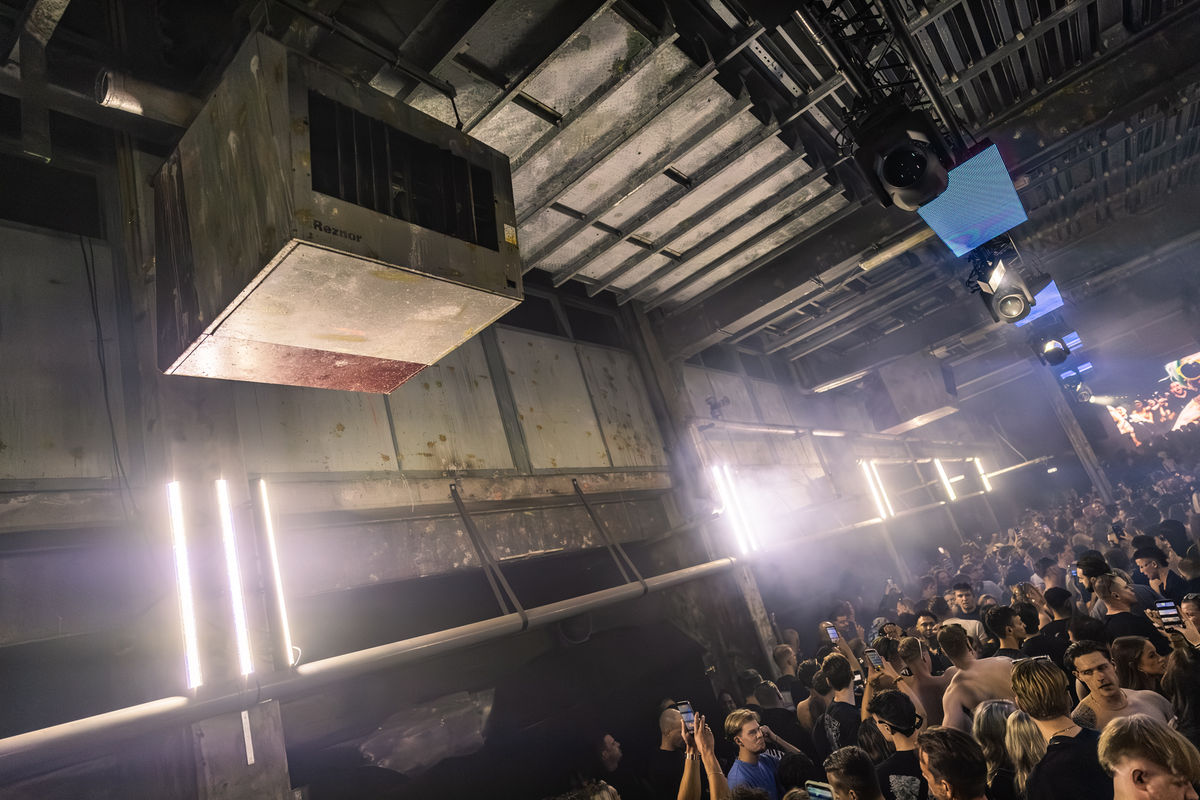 Loading... just a sec